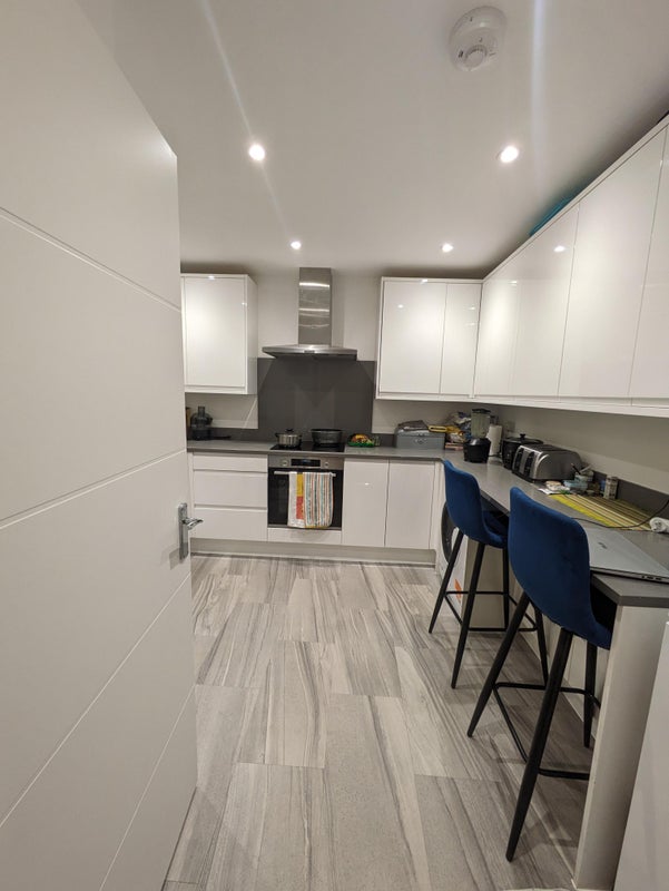 Photo 1: Kitchen