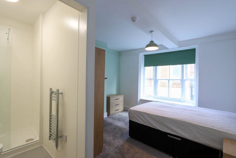 Photo 1: Double Room