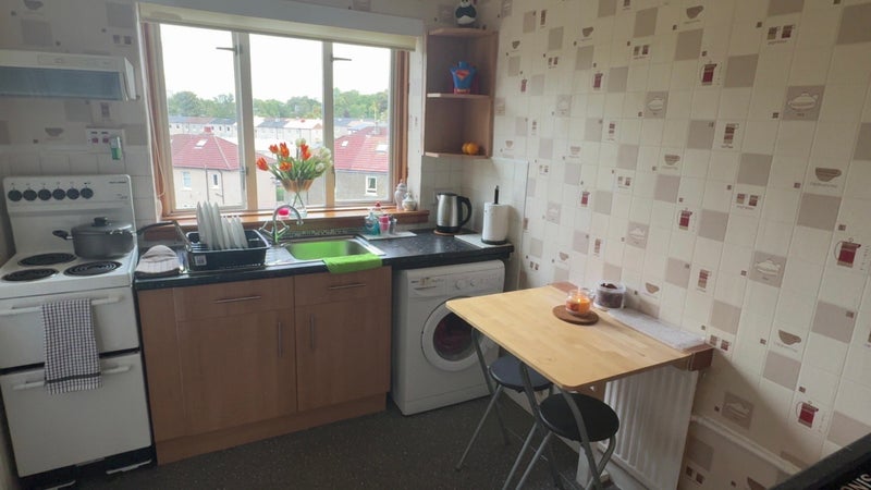 Photo 1: Kitchen (shared)