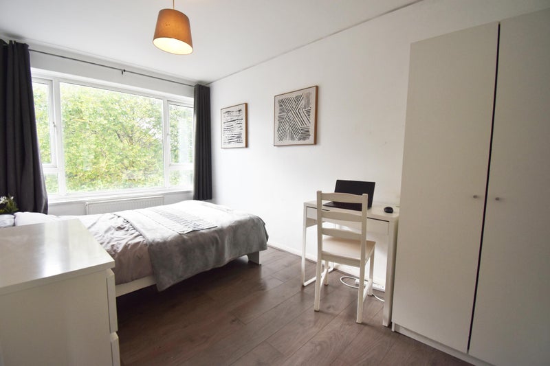 Photo 1: Large, modern room - plenty of storage - Desk and Chair included