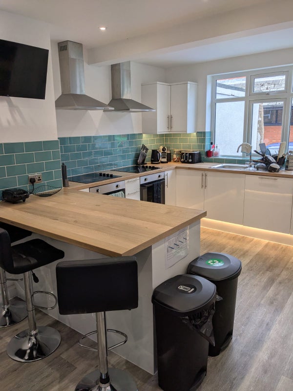 Photo 1: Shared Kitchen 