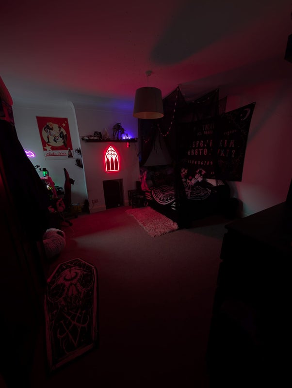 Photo 1: Available room