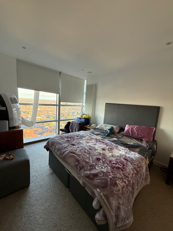 Photo 1: Bedroom view
