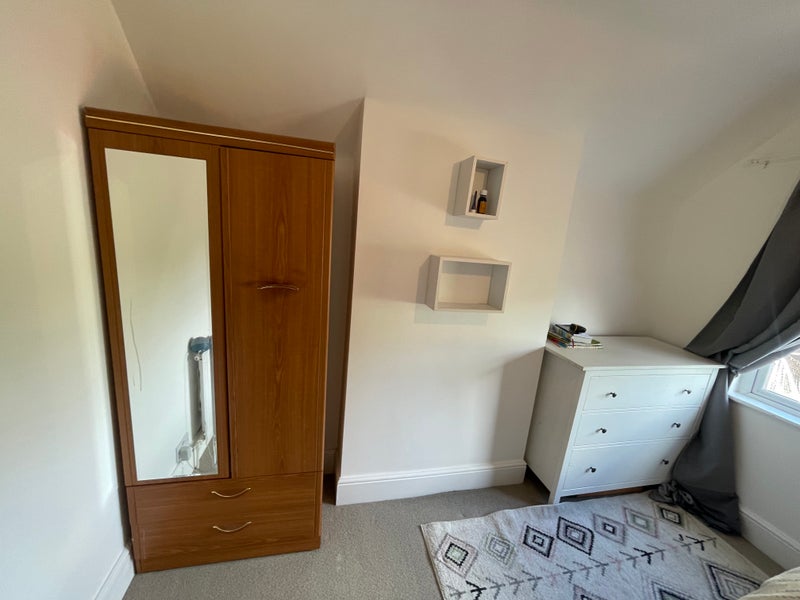 Photo 1: Bedroom