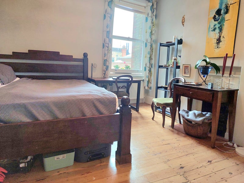 Photo 1: Bedroom