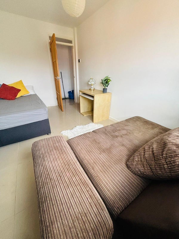 Photo 1: Room C