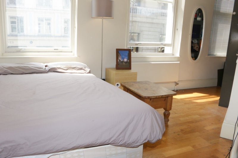Photo 1: Room 