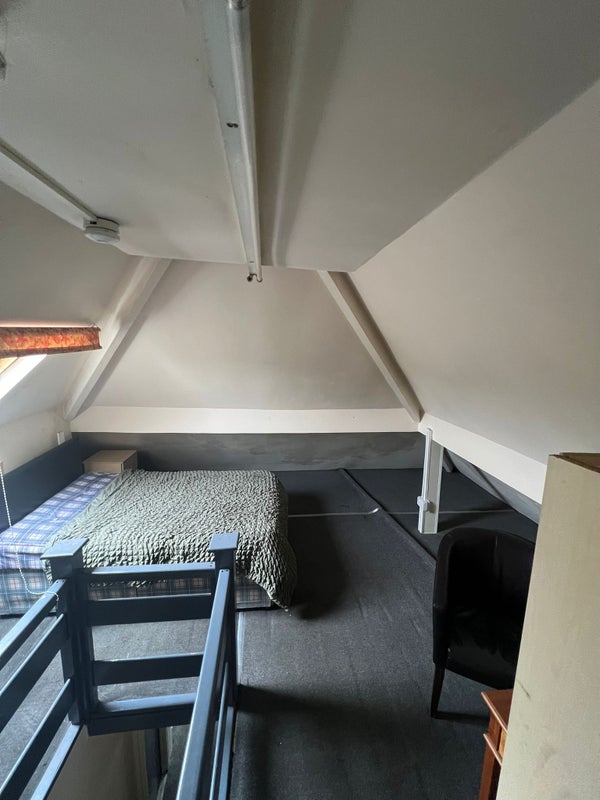Photo 1: Loft Room 