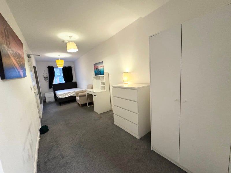 Photo 1: Room 2 - soon to be decorated
