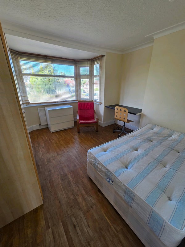Photo 1: Double room