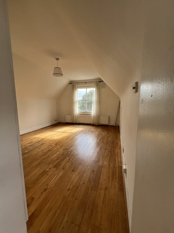 Photo 1: Living room