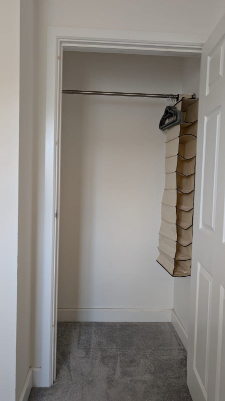 Photo 1: Wardrobe