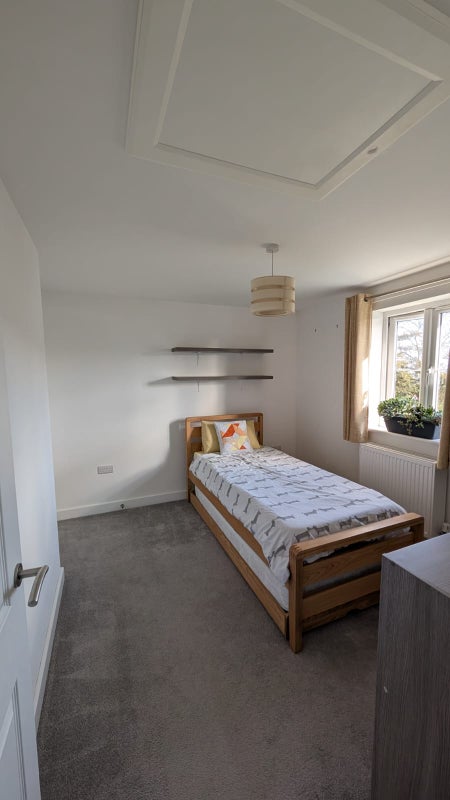 Photo 1: Room
