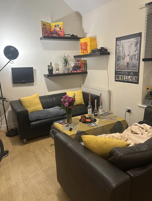 Photo 1: Living Room