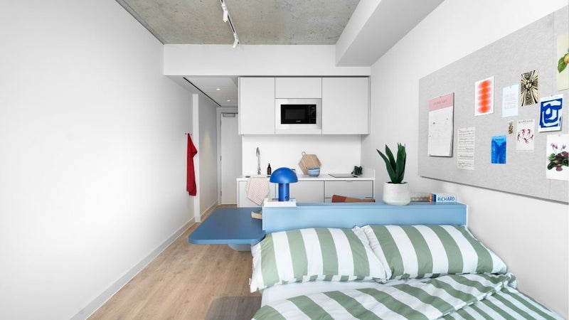 Photo 1: Double bed (source: Scape)