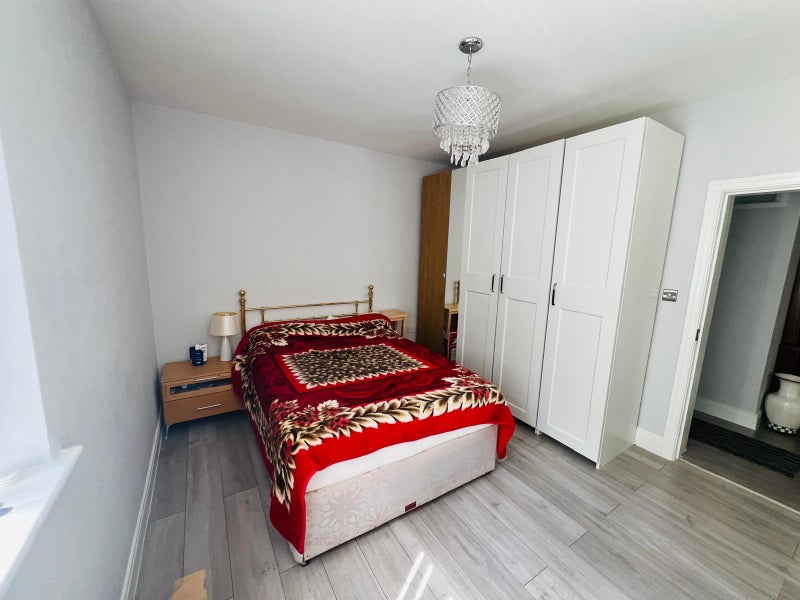 Photo 1: Bed Room 1