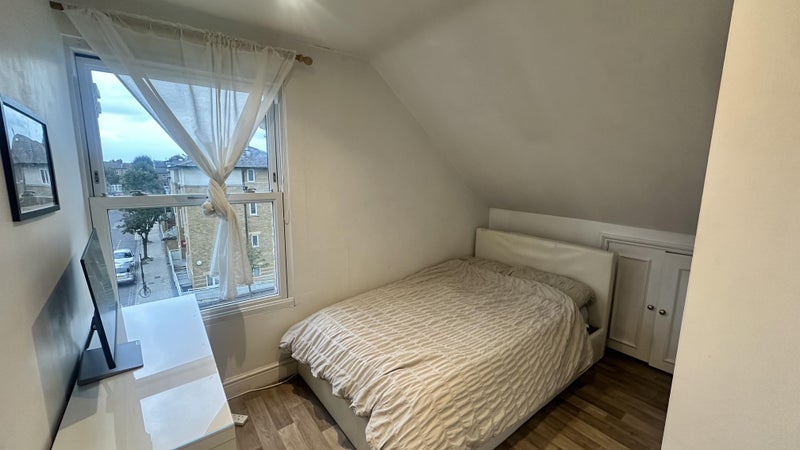 Photo 1: Room 