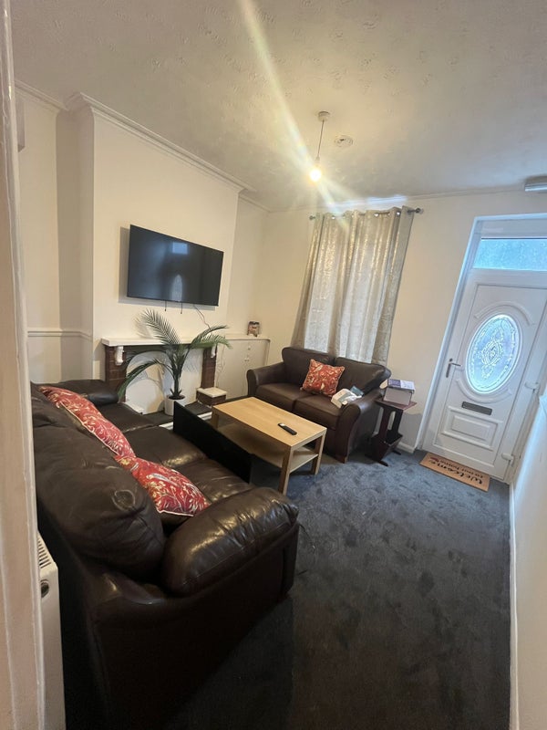 Photo 1: Living Room