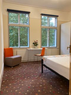 Photo 1: Room view 1