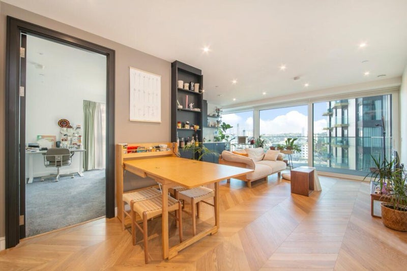 Photo 1: Living Space