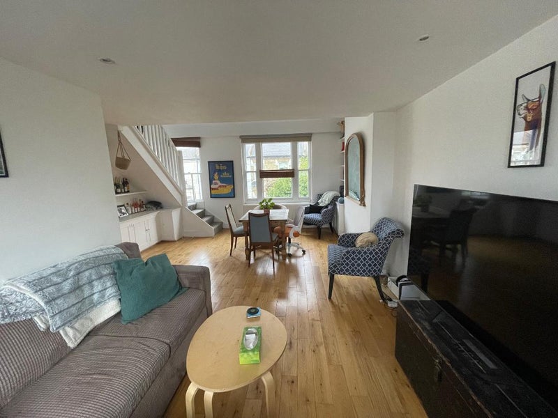 Photo 1: sitting room
