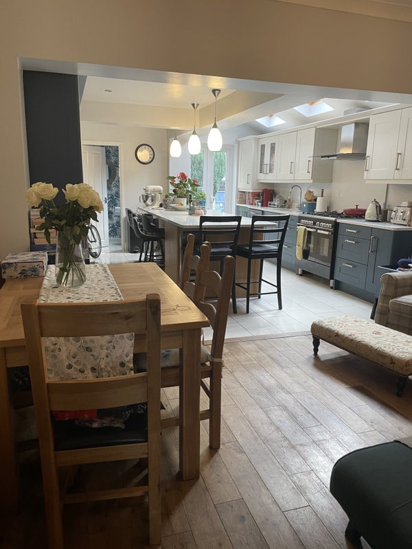 Photo 1: Kitchen/diner