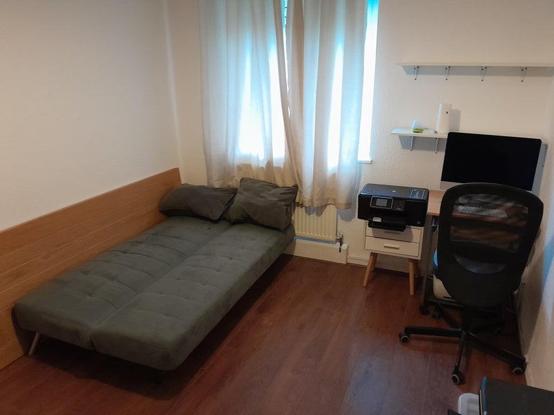 Photo 1