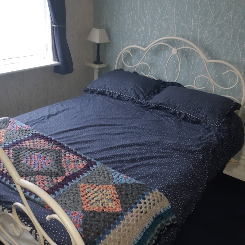 Photo 1: Large Room.1