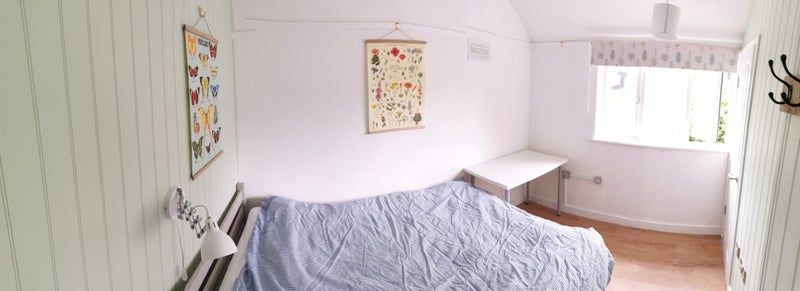 Photo 1: Double bedroom