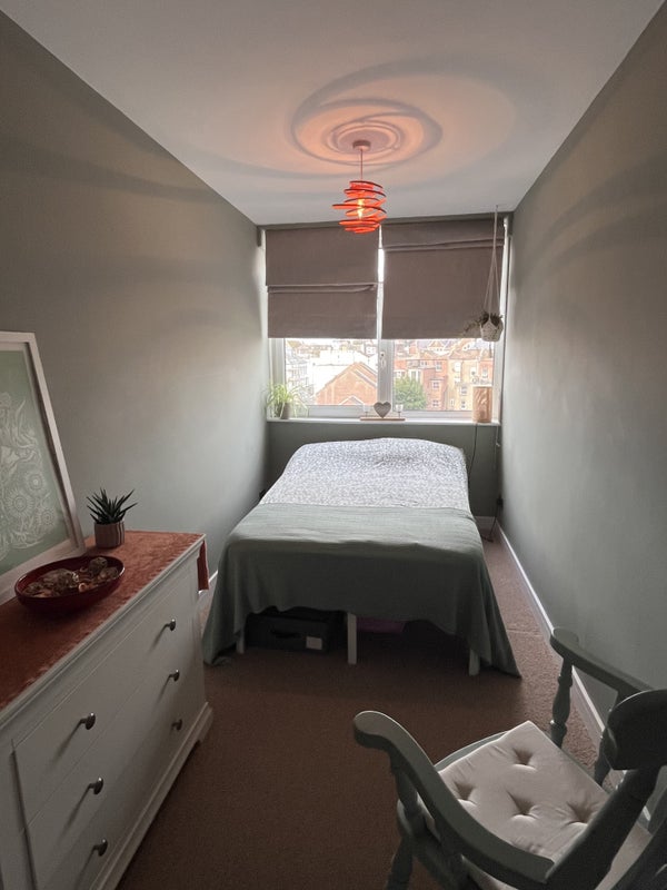 Photo 1: Small double bedroom with brand new bed 