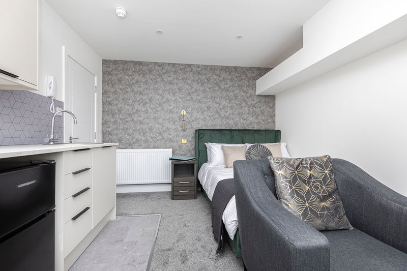 Photo 1: Bedroom 6