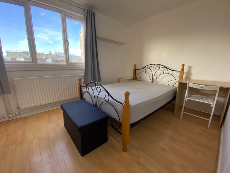 Photo 1: ROOM 2 ✶ 870pcm 