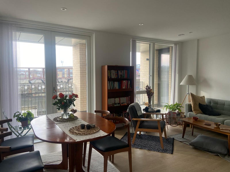 Photo 1: Living room