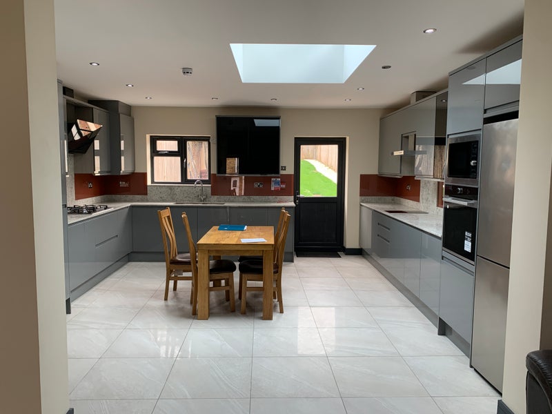 Photo 1: Kitchen with dining view