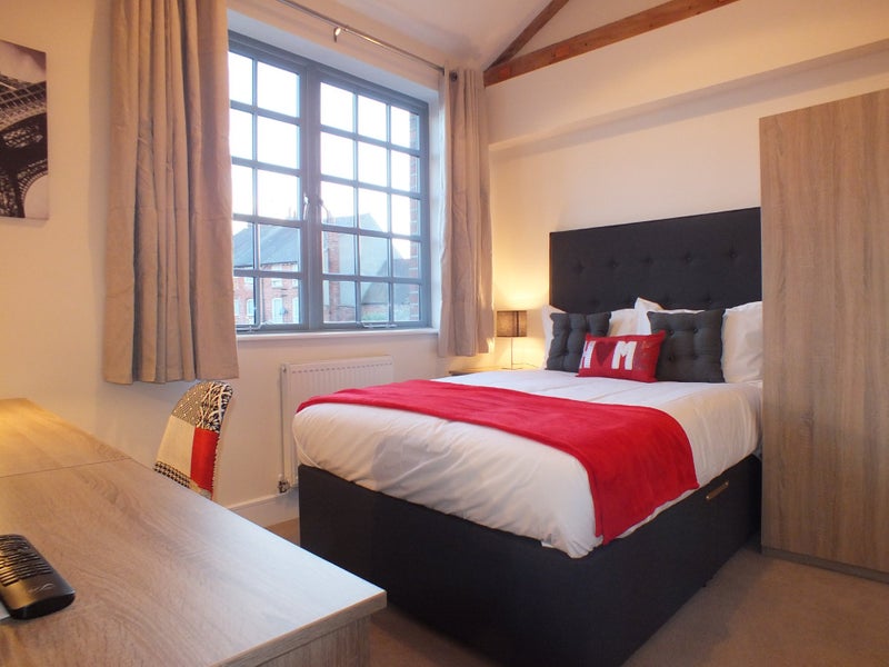 Photo 1: Room 3