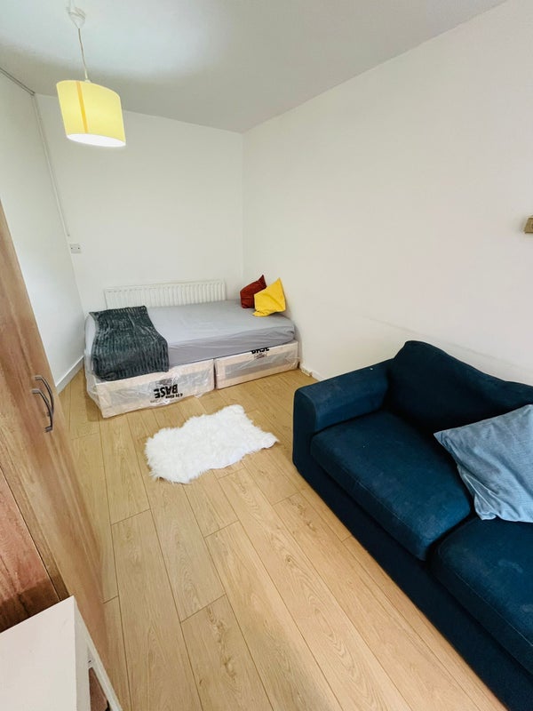 Photo 1: Double Room With Balcony (£1090)