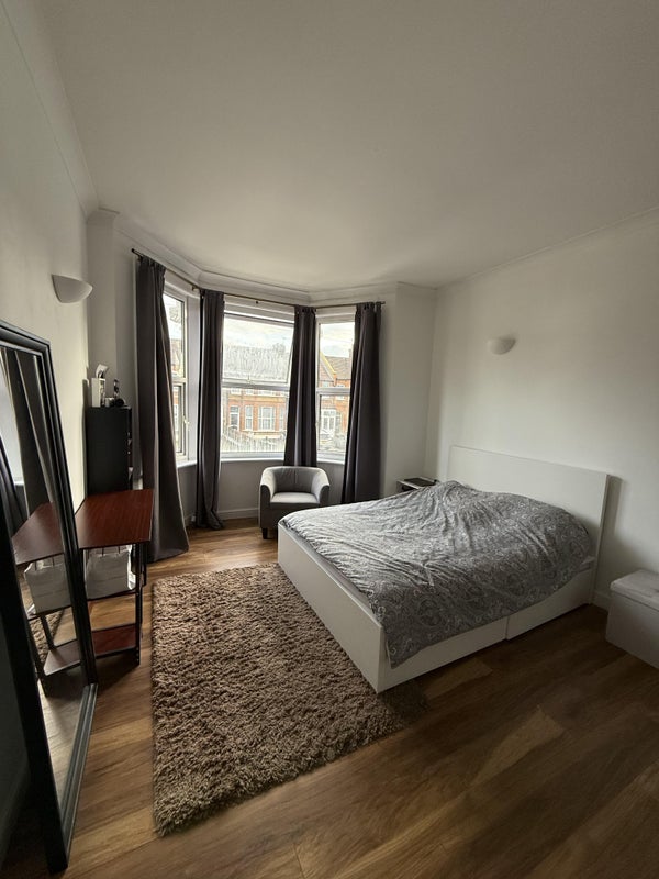 Photo 1: Room is available unfurnished