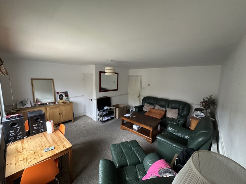 Photo 1: Living room