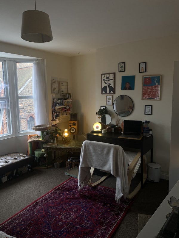 Photo 1: The bedroom for rent