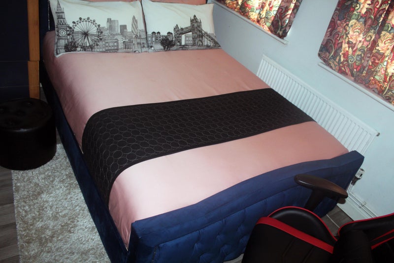 Photo 1: Double room with king size bed