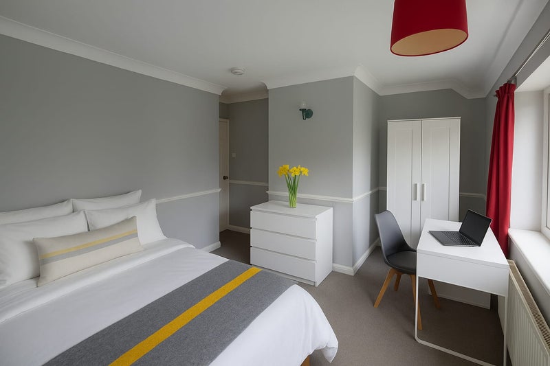 Photo 1: Room 3