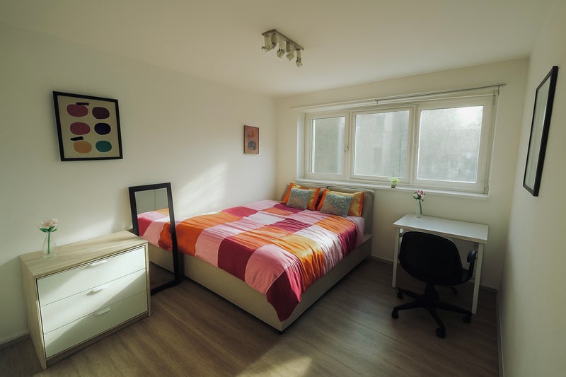 Photo 1: Cosy room with amazing sunshine