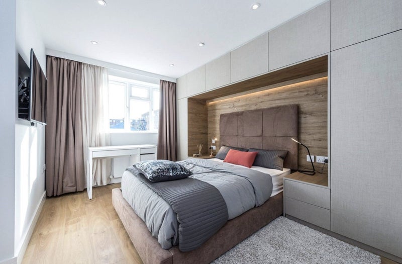 Photo 1: Bedroom with en-suite