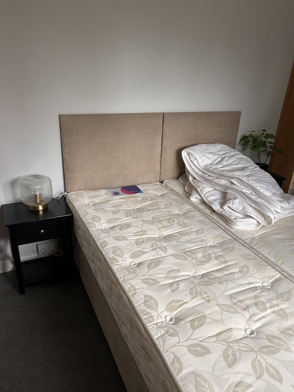Photo 1: Beds