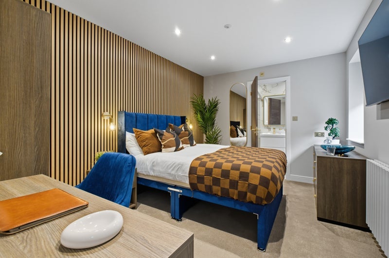 Photo 1: Block 2, Room 4 en suite