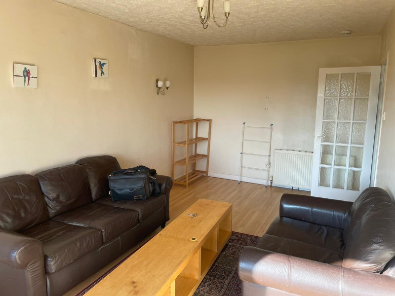 Photo 1: Living room