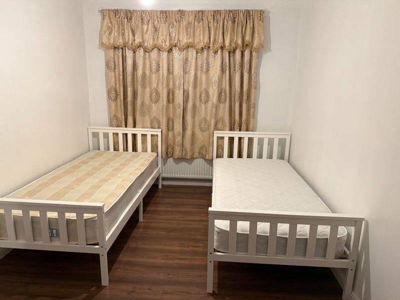 Photo 1: Double Room