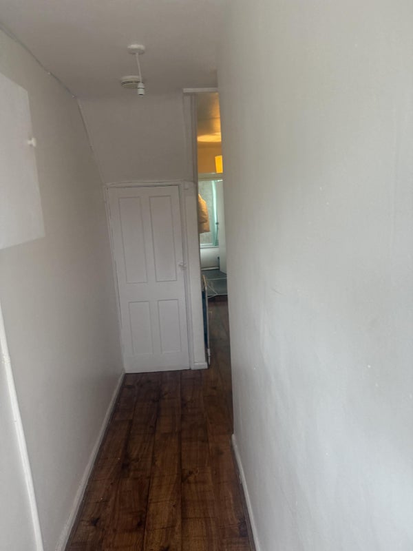 Photo 1: Hallway