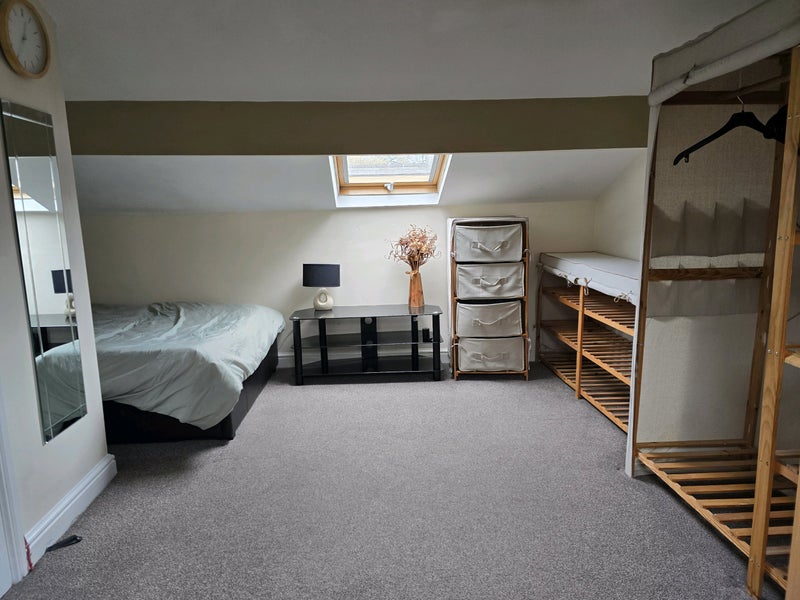 Photo 1: Room 4, lovely quirky attic room