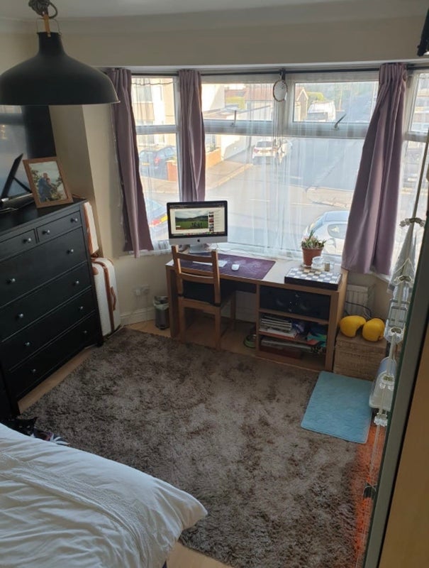 Photo 1: Double Room